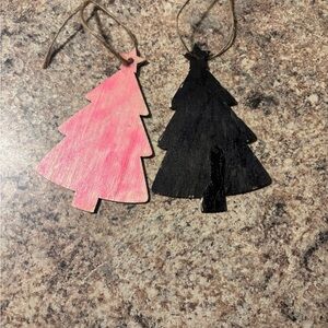 2x Pink and Black Wooden Tree Ornaments